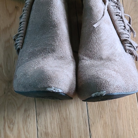 Fringe knee high boots - Picture 2 of 2
